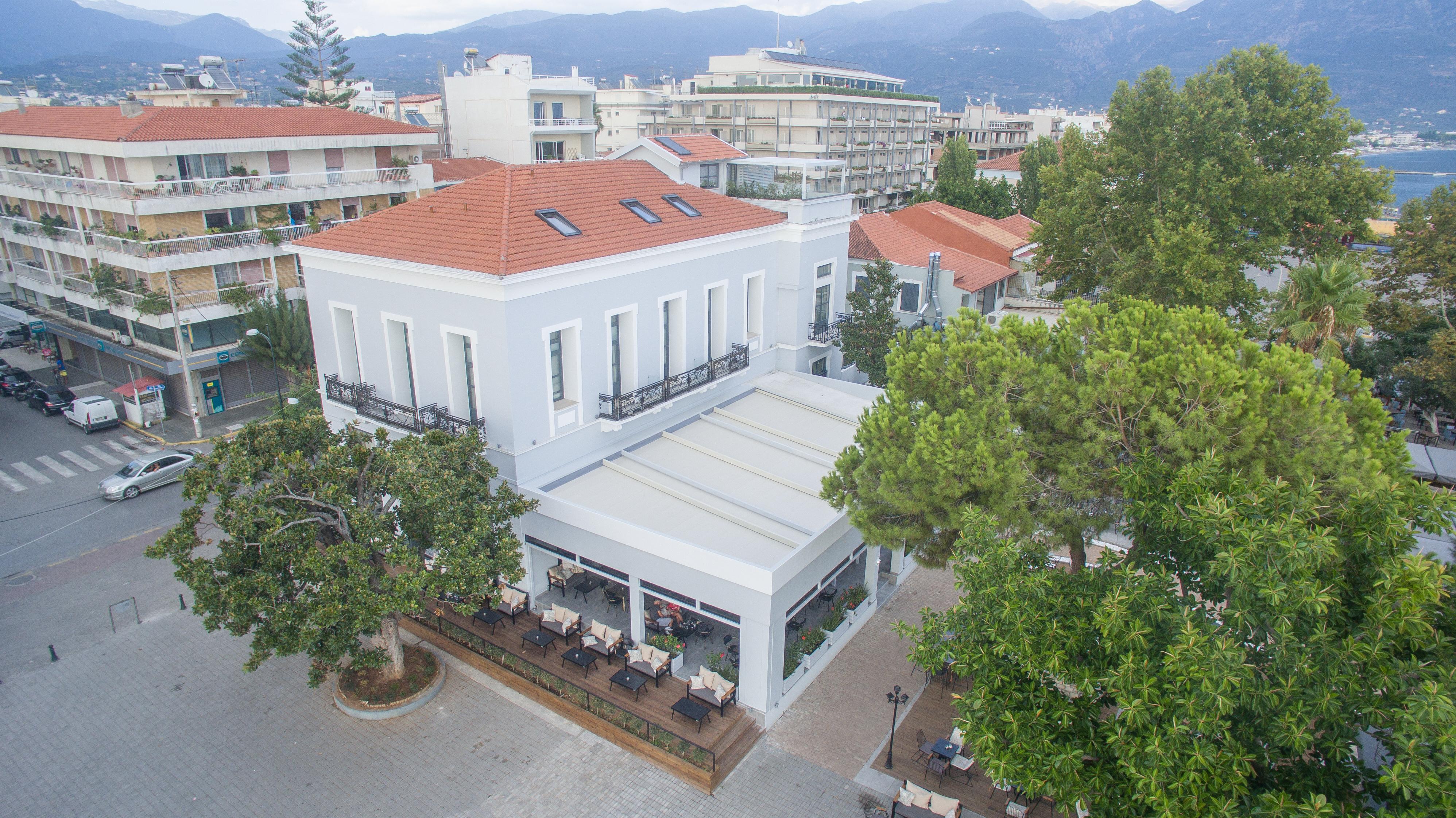 Panellinion Luxury Rooms 卡拉马塔 外观 照片