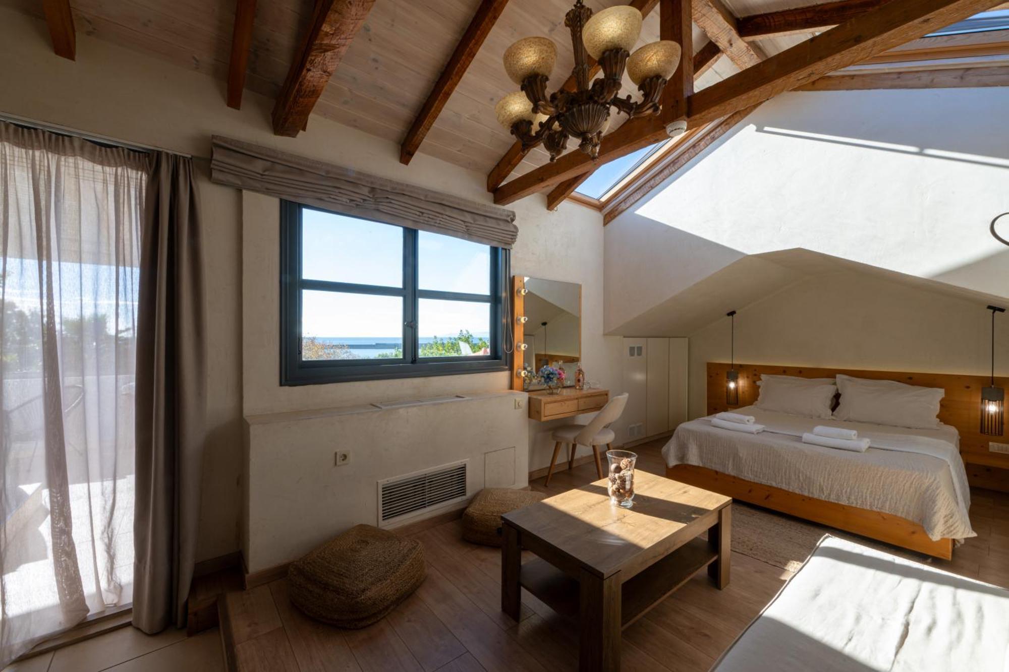 Panellinion Luxury Rooms 卡拉马塔 外观 照片